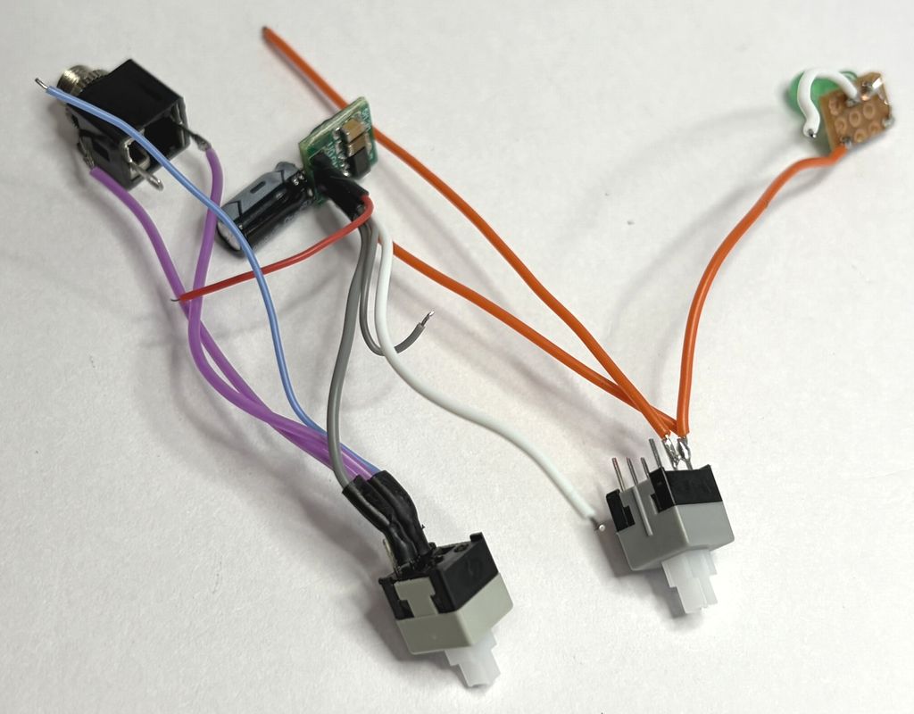 電源スイッチとLED基板を接続した状態