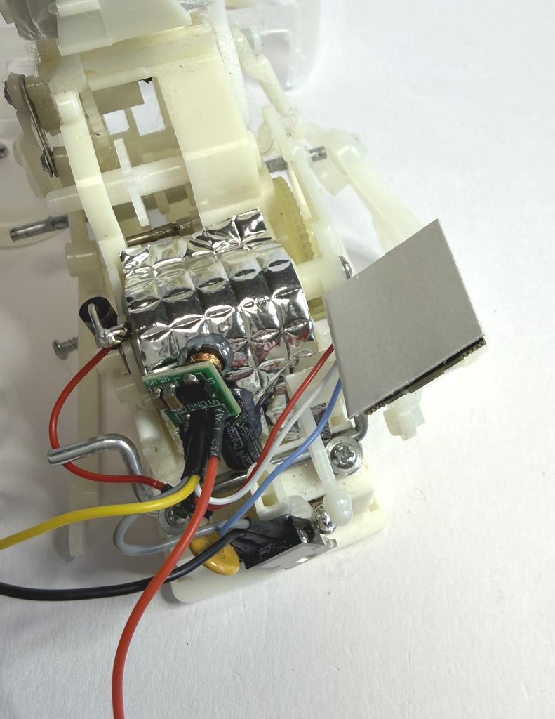 DC-DCとESP32を配置したところ
