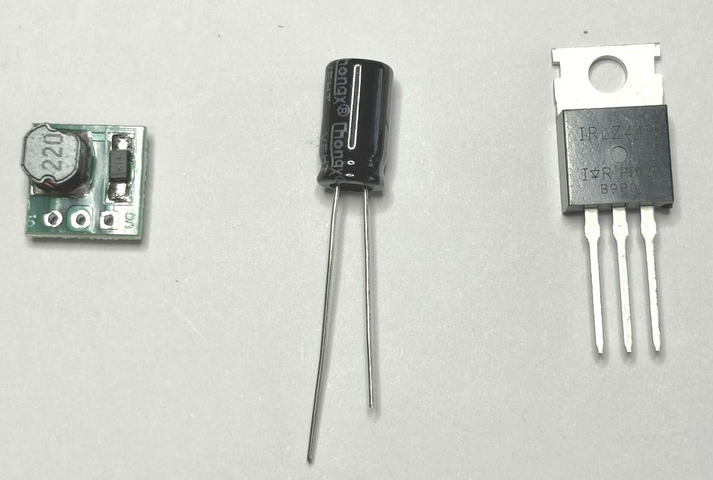 DC-DC昇圧基板、470µFコンデンサー、Nch MOSFET